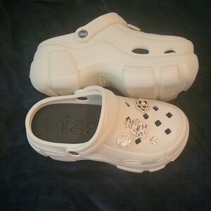 Fash Cream Clogs with Charms